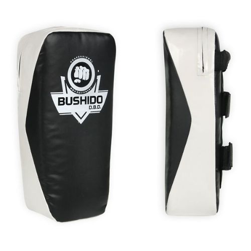Bushido Thai scut de antrenament negru TPAO T42B