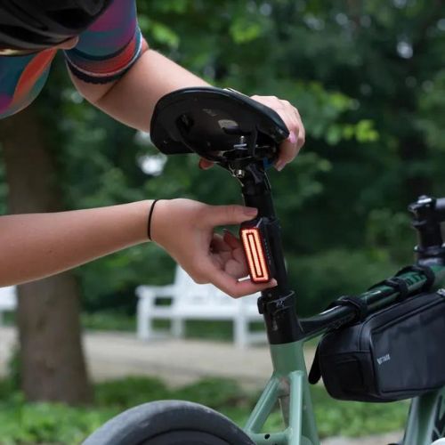 Lampă spate pentru biciclete ATTABO LUCID 100 ATB-L100