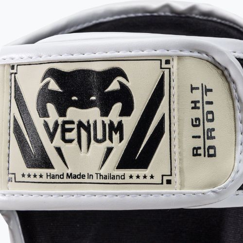 Venum Elite Elite Standup Shinguards negru și alb VENUM-1394