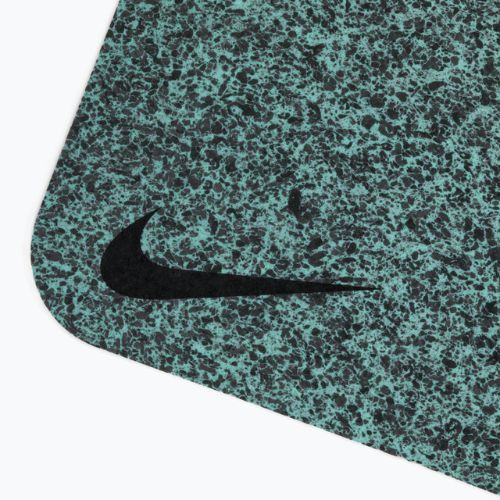 Covoraș de yoga Nike Flow 4 mm verde N1002410-371