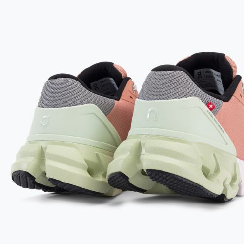 Pantofi de alergare pentru femei On Cloudflyer 4 portocaliu 7198669