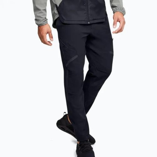 Pantaloni de antrenament pentru bărbați Under Armour Unstoppable Cargo negru 1352026