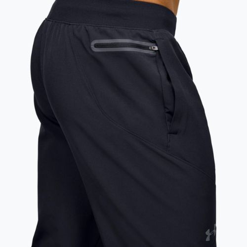 Pantaloni de antrenament pentru bărbați Under Armour Unstoppable Tapered negru 1352028