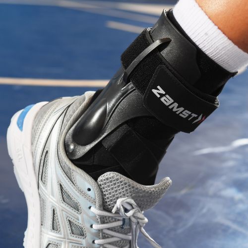 Stabilizator de gleznă Zamst A2-DX Ankle Right negru 670601