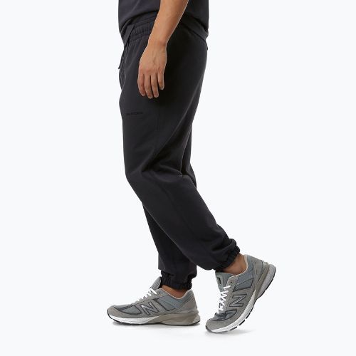 Pantaloni de antrenament pentru bărbați New Balance NB Athletics Nature State S negru NBMP23551PHM