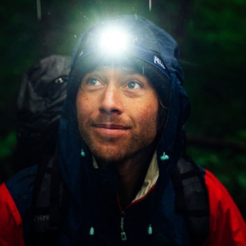 Lanternă frontală Petzl Tikka Core albastru E067AA01