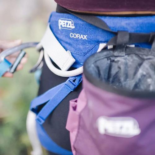 Petzl Corax ham de alpinism albastru închis C051BA00