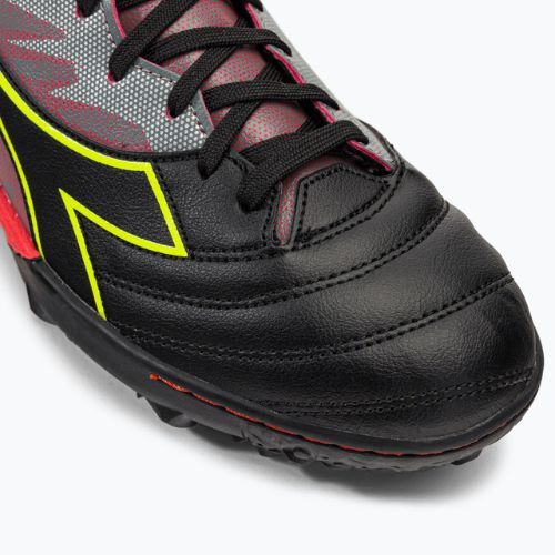 Ghete de fotbal pentru bărbați Diadora Brasil Elite Veloce R TFR negru și roșu DD-101.179182-D0136-40