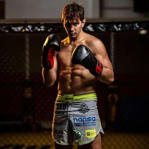 Mănuși de box DBX BUSHIDO "Hammer - Red" Muay Thai negre/roșii