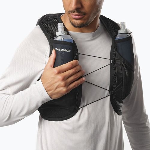 Vestă de alergare Salomon Active Skin 8 set black/metal