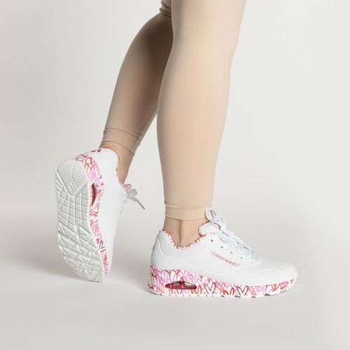 Încălțăminte pentru femei SKECHERS Uno Loving Love white/red/pink mesh
