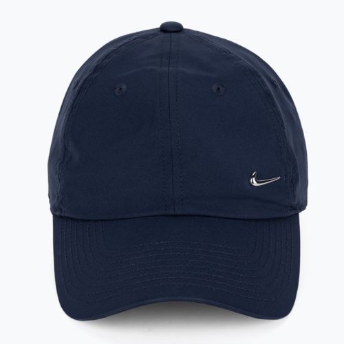 Șapcă Nike Dri-Fit Club Unstructured Metal Swoosh midnight navy/metallic silver