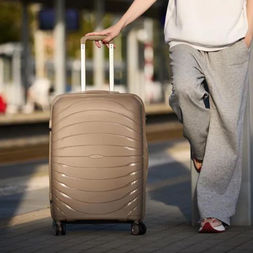 Valiză de călătorie medie KADVA Brava 78 l bej