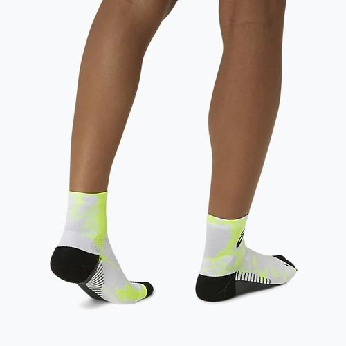 Șosete de alergare ASICS Performance Run Quarter safety yellow