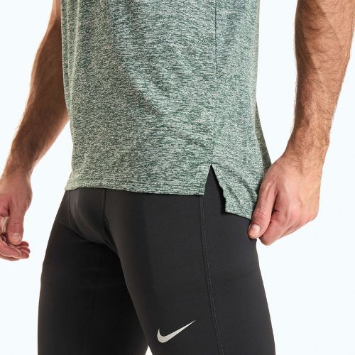 Tricou de alergare pentru bărbați Nike Dri-Fit Rise 365 vintage green/heather