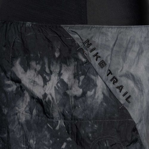 Pantaloni scurți de alergare pentru femei Nike Trail Repel 3" black/black