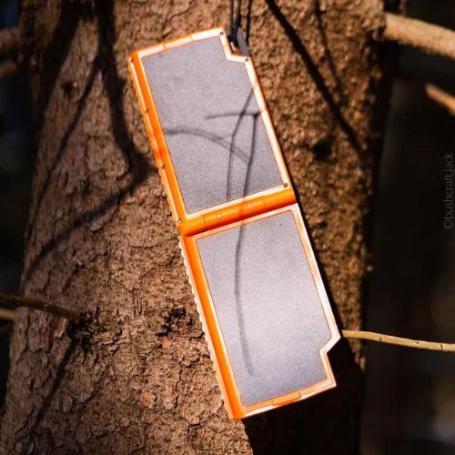 Powerbank solar Xtorm Super Charger 10000 mAh 20W negru