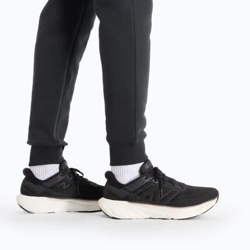 Pantaloni pentru bărbați New Balance Fleece Jogger black