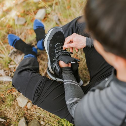 Încălțăminte de drumeție pentru bărbați KADVA Ascent Mid WaterProof negru