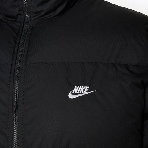 Geacă izolată pentru bărbați Nike Sportswer Club Puffer black/white