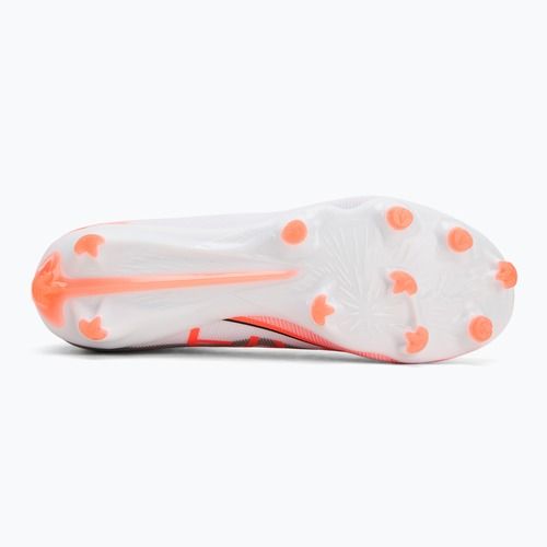 Încălțăminte de fotbal pentru bărbați PUMA Ultra 5 Match FG/AG puma white/puma black/glowing red