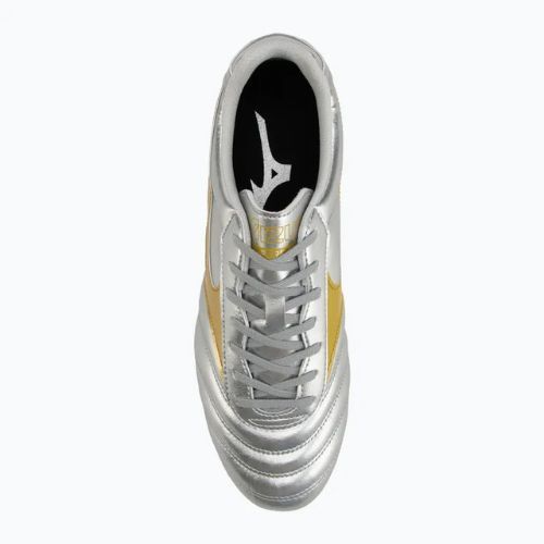Încălțăminte de fotbal pentru bărbați Mizuno Morelia II Club Md galaxy silver/gold/gold