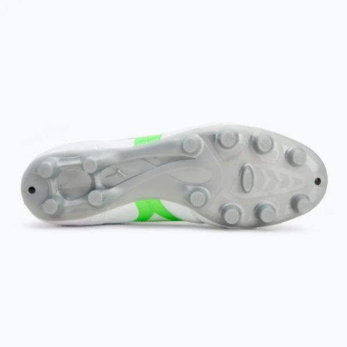 Încălțăminte de fotbal pentru bărbați Mizuno Morelia II Club Md white/neon green/galaxy silver
