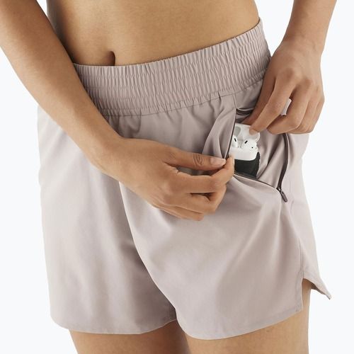 Pantaloni scurți de alergare pentru femei Salomon SHAKEout Core 4" etherea
