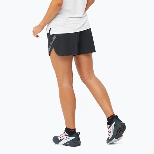 Pantaloni scurți de alergare pentru femei Salomon Sense Aero 5'' deep black / peris
