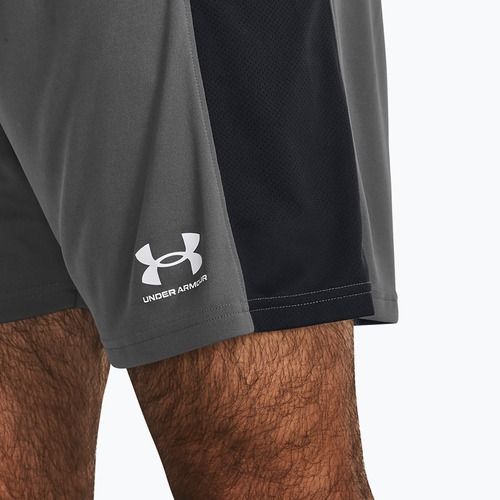 Pantaloni scurți de fotbal pentru bărbați Under Armour Challenger castlerock / white
