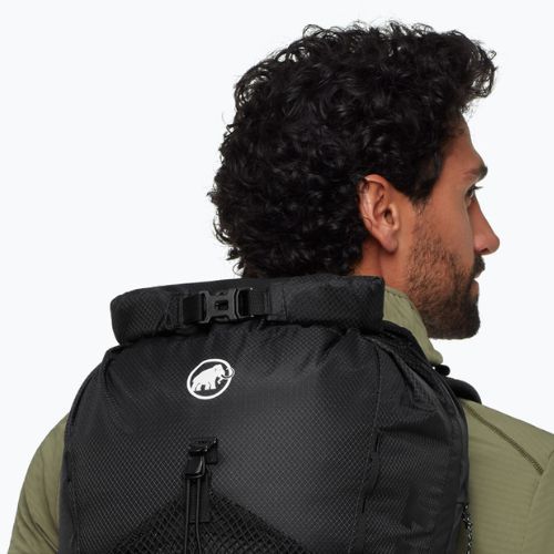 Rucsac turistic Mammut Ducan Spine 28-35 l black