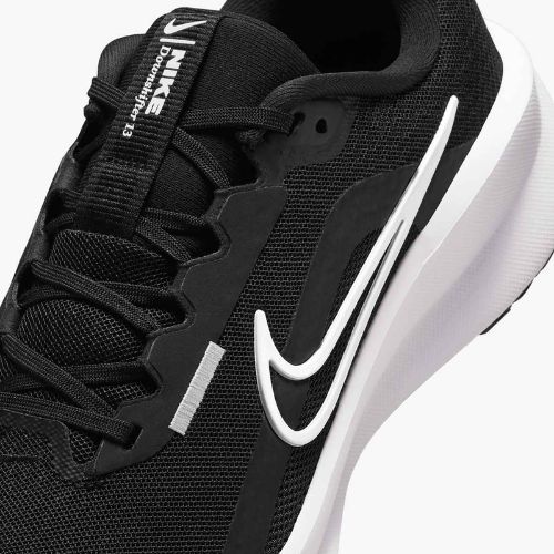 Încălțăminte de alergare pentru femei Nike Downshifter 13 astronomy black / white / dark smoke grey