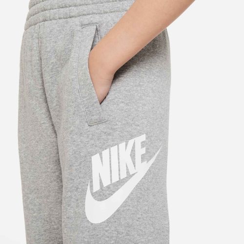 Pantaloni pentru copii Nike Club Fleece dark grey heather/base grey/white