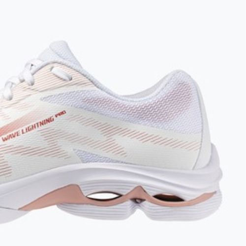 Încălțăminte de volei pentru femei Mizuno Wave Lightning Pro white/rose elegance/lava falls