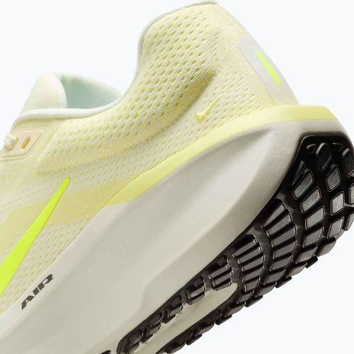 Încălțăminte de alergare pentru bărbați Nike Winflo 11 coconut milk/neon yellow/light zitron/volt