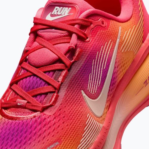 Încălțăminte de alergare pentru femei Nike Vomero 18 SE ember glow/sweet beet/marrakesh/washed coral