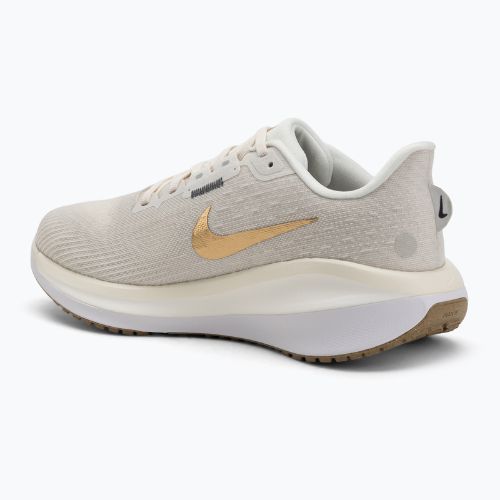 Încălțăminte de alergare pentru femei Nike Vomero 17 phantom/light bone/sail/metallic gold