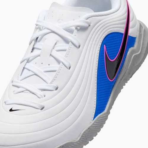 Încălțăminte de fotbal pentru copii Nike Tiempo Maestro Club Jr IC white/racer blue/pink blast/black