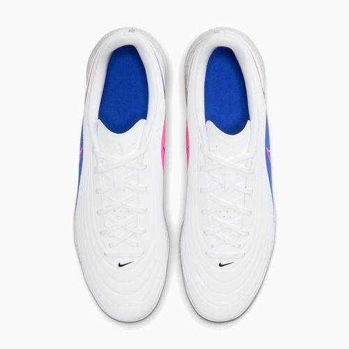 Încălțăminte de fotbal pentru bărbați Nike Tiempo Maestro Club IC white/racer blue/pink blast/black