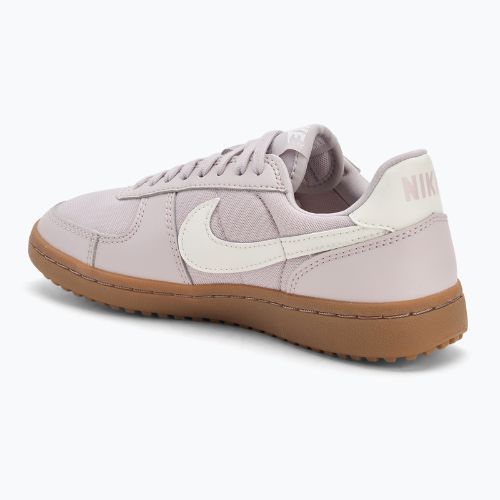 Încălțăminte pentru femei Nike Field General platinum violet/gum dark brown/sail