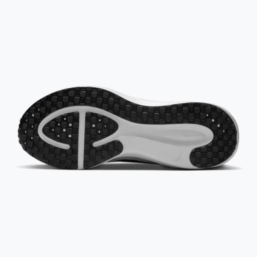 Încălțăminte de alergare pentru femei Nike Revolution 8 Extra Wide white/pure platinum/black