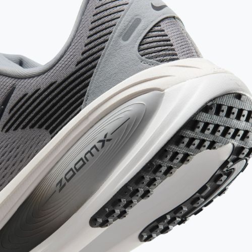 Încălțăminte de alergare pentru bărbați Nike Vomero 18 wolf grey/pure platinum/anthracite