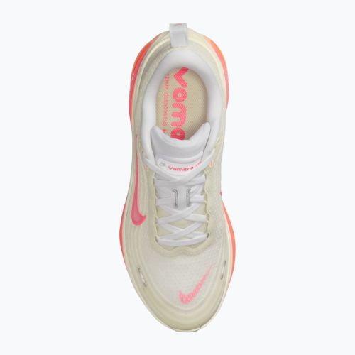 Încălțăminte de alergare pentru femei Nike Vomero Plus sail/white/orange pulse/hot lava