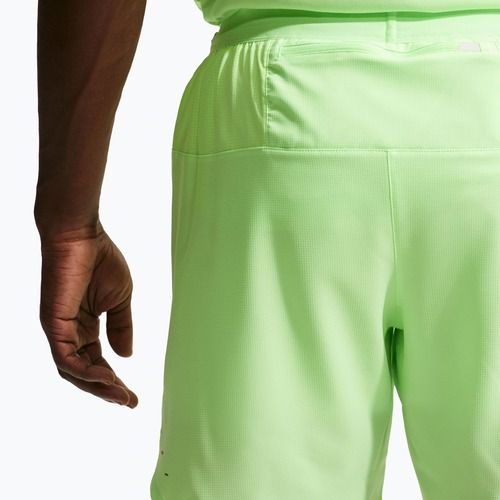 Pantaloni scurți de alergare pentru bărbați Nike Stride Dri-Fit 2in1 7" lime blast