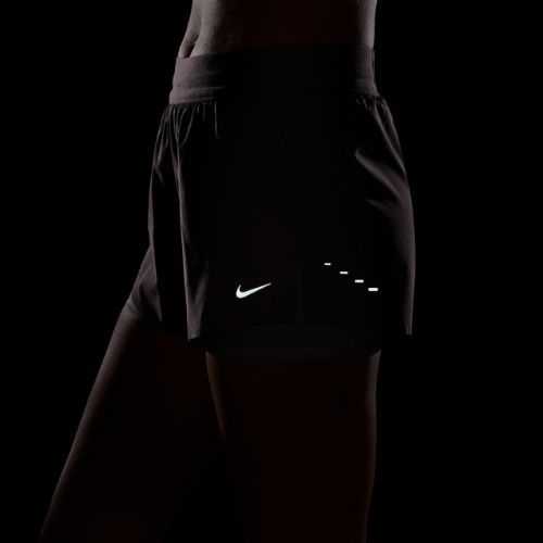 Pantaloni scurți de alergare pentru femei Nike Swift Mid-Rise 2in1 tattoo/light violet ore