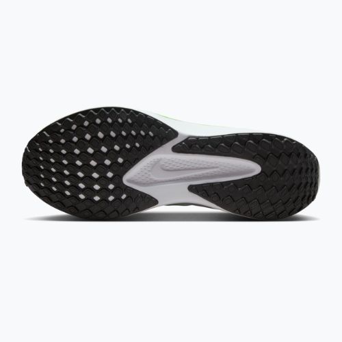 Încălțăminte de alergare pentru bărbați Nike Quest 6 white/green strike/glacier blue/black