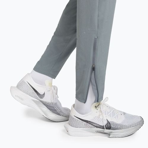 Pantaloni de alergare pentru bărbați Nike Stride Dri-Fit Woven smoke grey