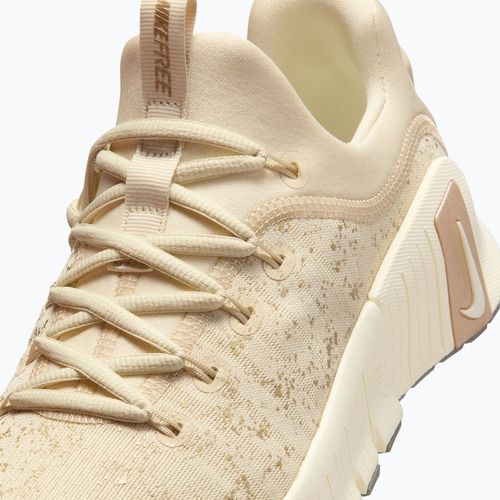Încălțăminte de antrenament pentru femei Nike Flex Train SE light khaki/coconut milk/cave stone