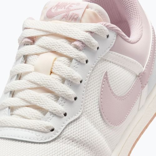 Încălțăminte pentru femei Nike Air Jordan Skyline Low summit white/neutral grey/particle rose