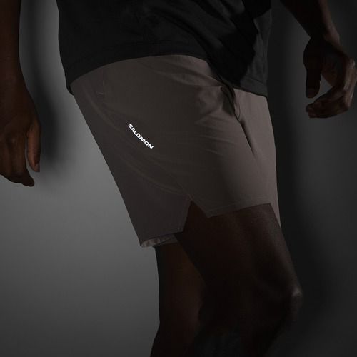Pantaloni scurți de alergare pentru bărbați Salomon Shakeout Core 2IN1 7" No Liner iron